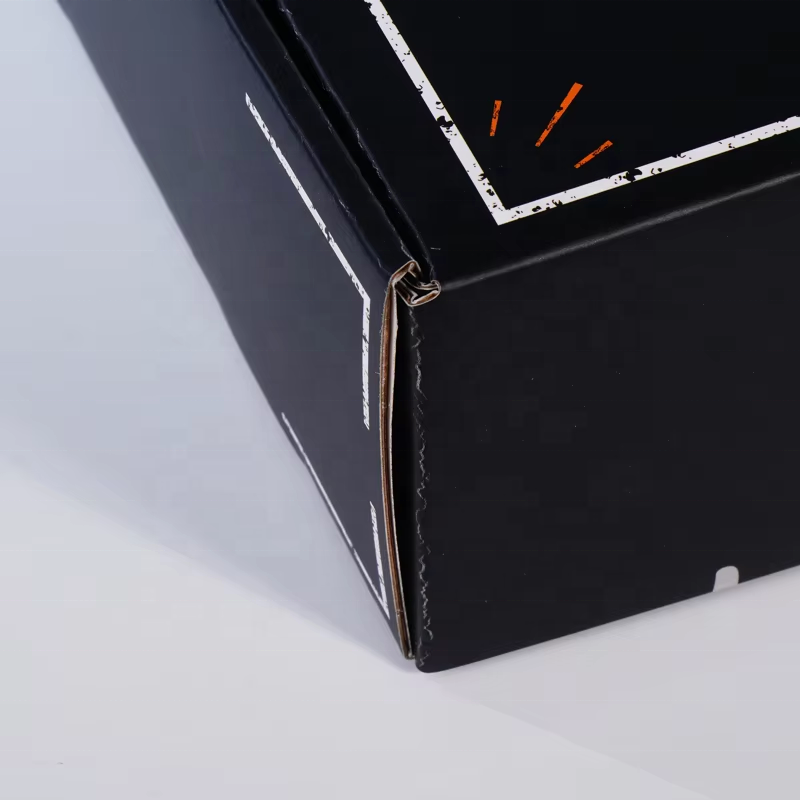 Kraft &amp; Green Corrugated Boxes Embossing Sponge Lining Custom Logo Printed Shipping Boxes for Gift Sets Subscription Packaging
