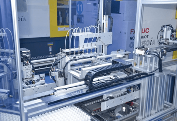 Fully Molded Liquid Filling Machine for sterile blister packaging